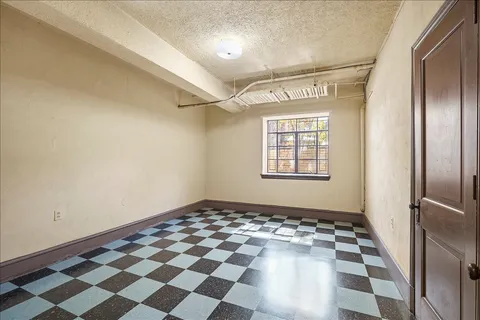 Contact Agent | 3130 Woodland Drive Northwest, Washington, DC 20008