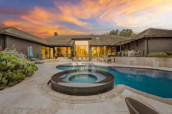 $2,600,000 | 3907 Fox Glen Drive, Irving, TX 75062