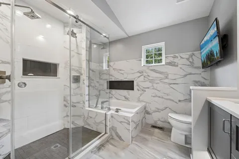 $725,000 | 220 Foxburg Drive, Pittsburgh, PA 15205