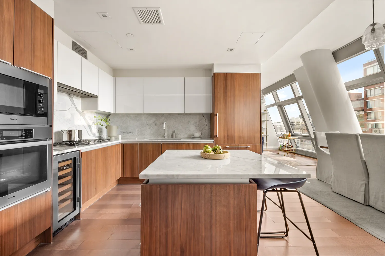 $3,499,000 | 35 West 15th Street, Unit 14D | Flatiron