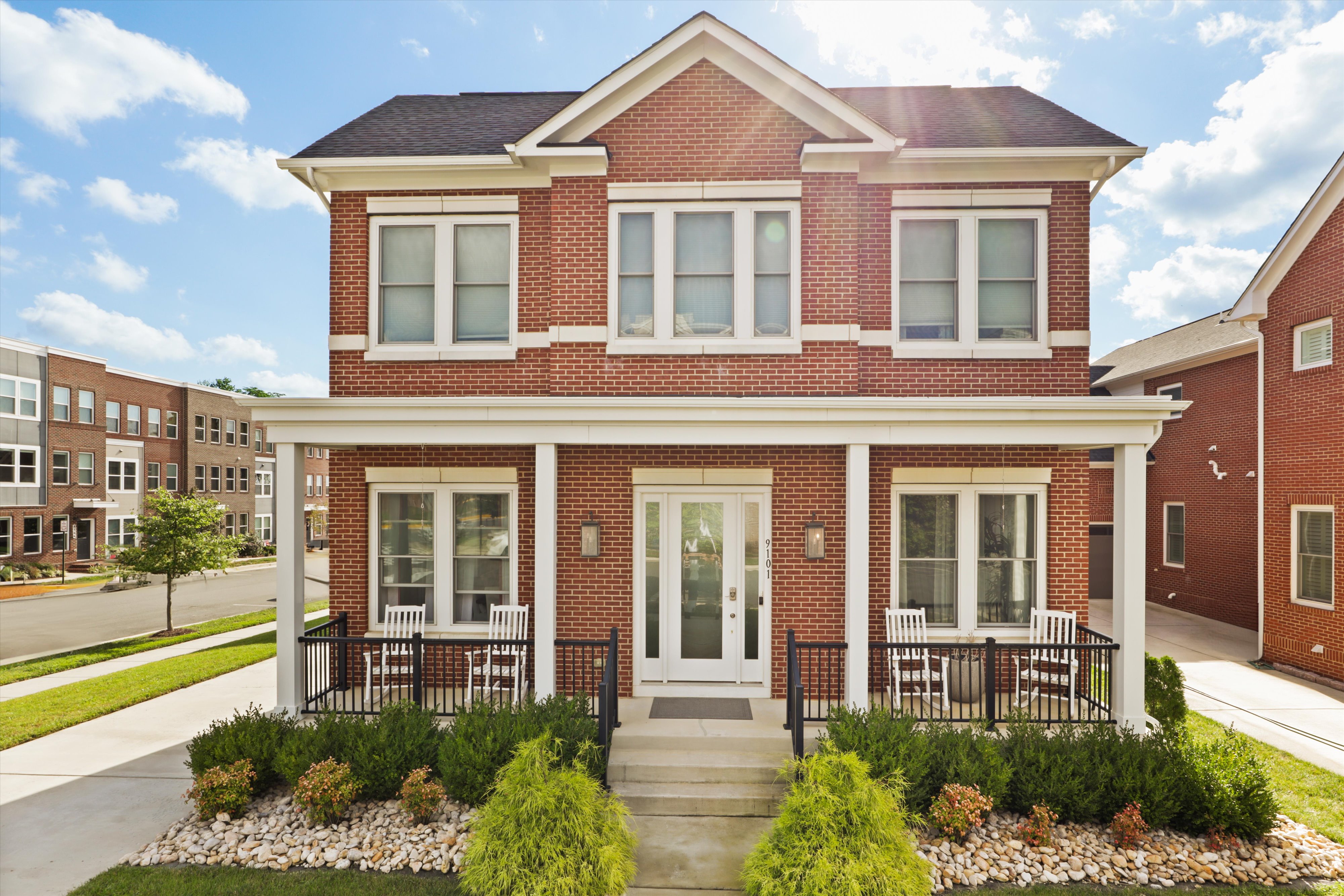 9101 Power House Road Lorton, VA 22079 - Photo 2 of 75 a front view of a house with a yard outdoor seating and livingroom view