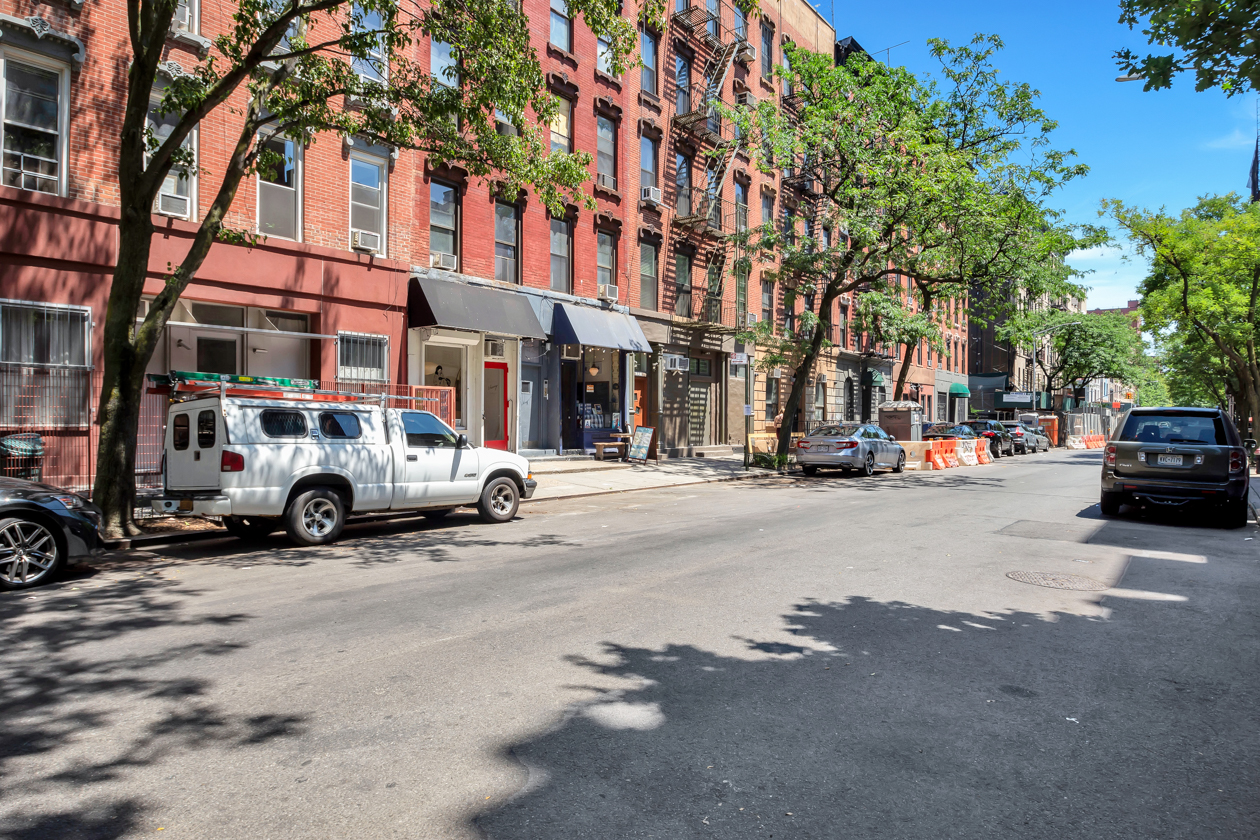 625 East 6th Street, Unit 2 Manhattan, NY 10009 - Photo 16 of 18