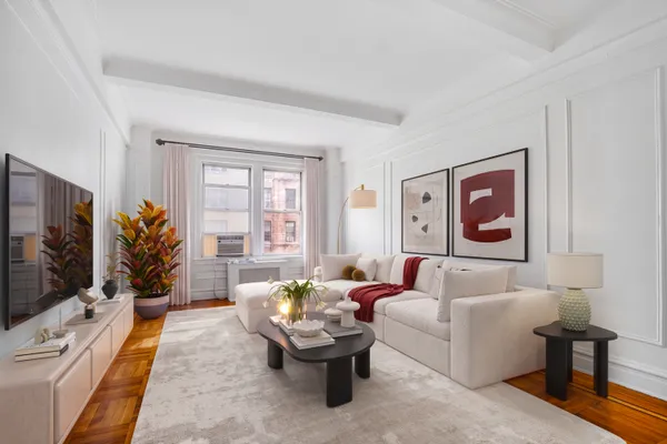 $1,050,000 | 30 West 90th Street, Unit 8A | Upper West Side