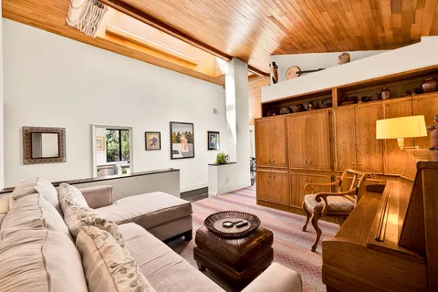 $1,235,000 | 5 Vista Loma Drive, Rancho Mirage, CA 92270