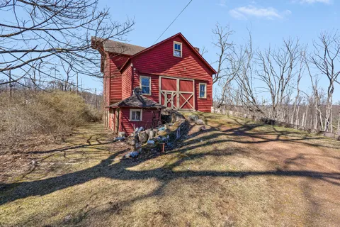 $650,000 | 25 Baptist Church Road, Hampton, NJ 08827