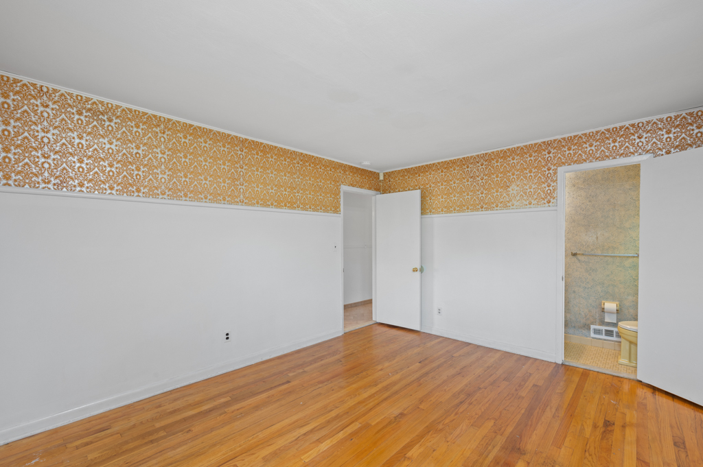 159 Wolverine Street Staten Island, NY 10306 - Photo 11 of 22