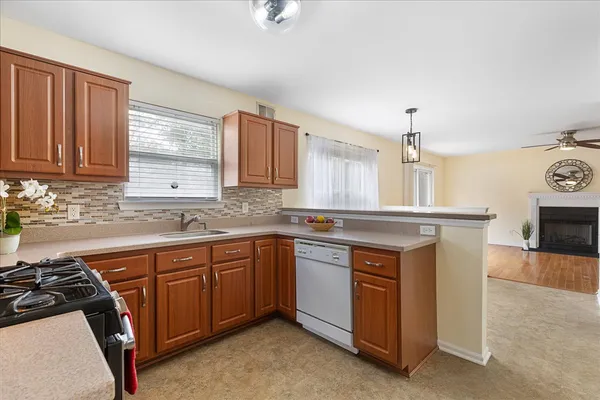 $599,900 | 27 Blossom Drive, Ewing, NJ 08638