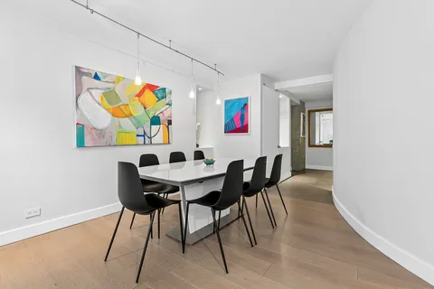 $2,700,000 | 1065 Park Avenue, Unit 4BC | Upper East Side