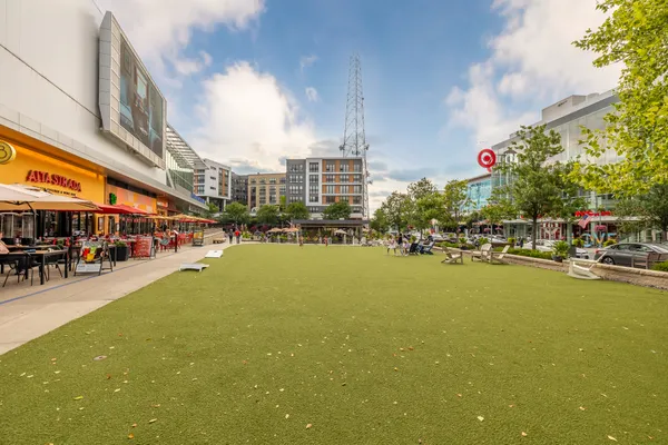 $1,100,000 | 8219 Stonewall Drive, Vienna, VA 22180