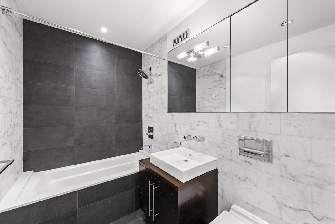 187 13th Street, Unit 1A Brooklyn, NY 11215 - Photo 8 of 25