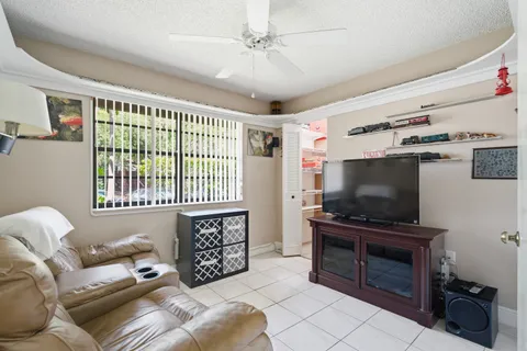 $240,000 | 2917 Fig Court, Unit 2, Palm Harbor, FL 34684