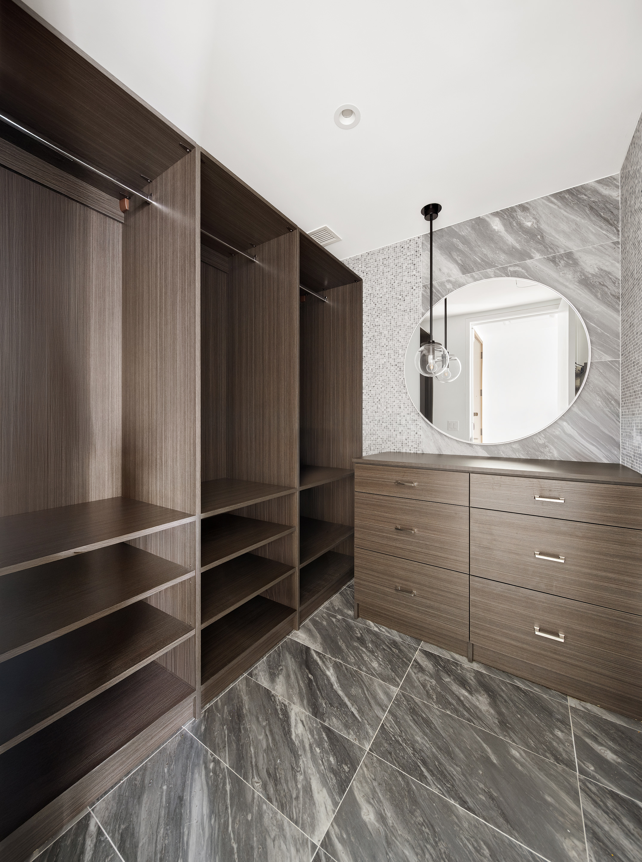 30 Riverside Boulevard, Unit 33D Manhattan, NY 10069 - Photo 11 of 18 a view of walk in closet with empty racks