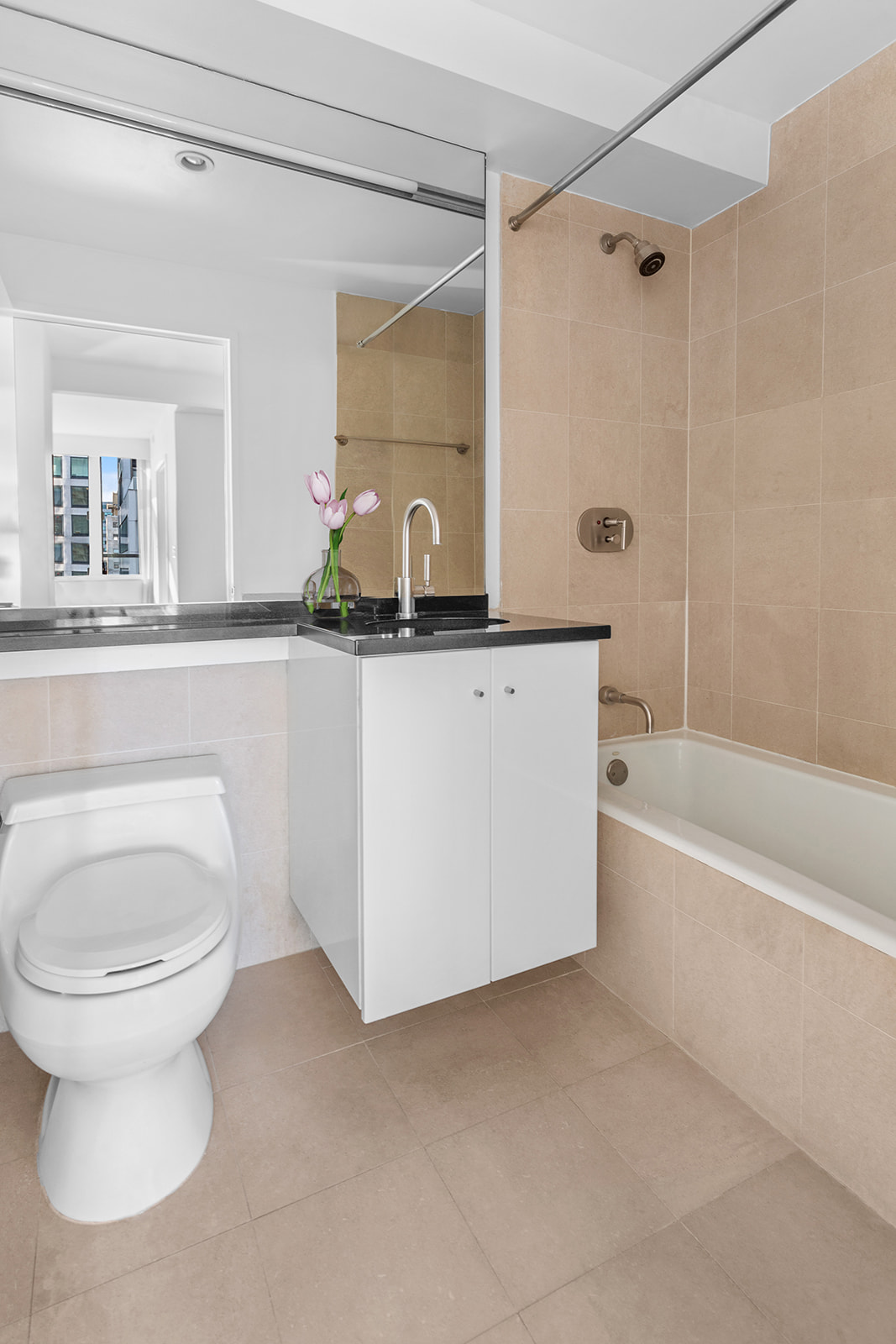 60 East 55th Street, Unit 21A Manhattan, NY 10022 - Photo 8 of 12