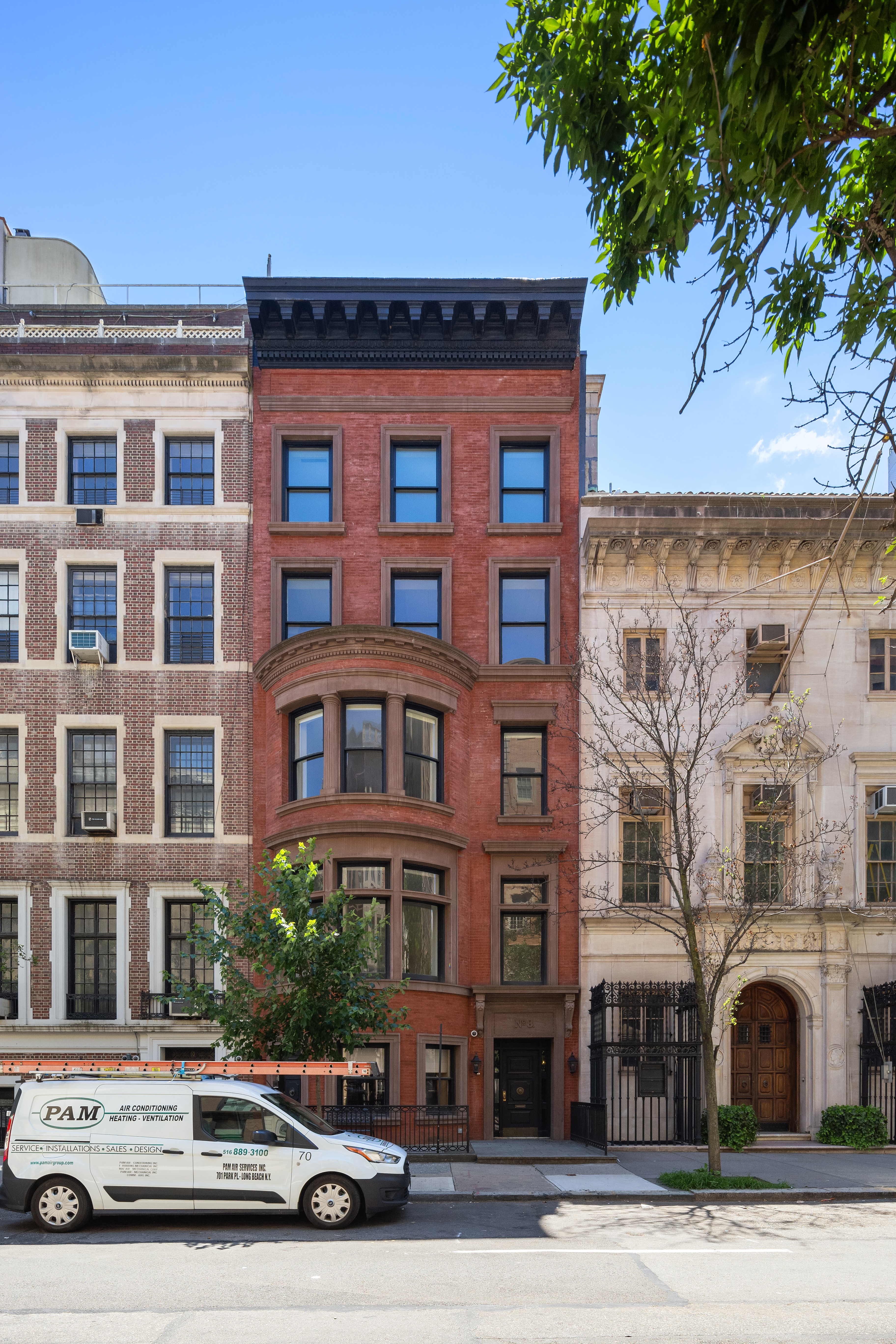 8 East 63rd Street Manhattan, NY 10065 - Photo 28 of 31