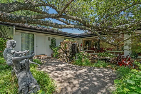 $5,500,000 | 4301 Briarhaven Road, Fort Worth, TX 76109