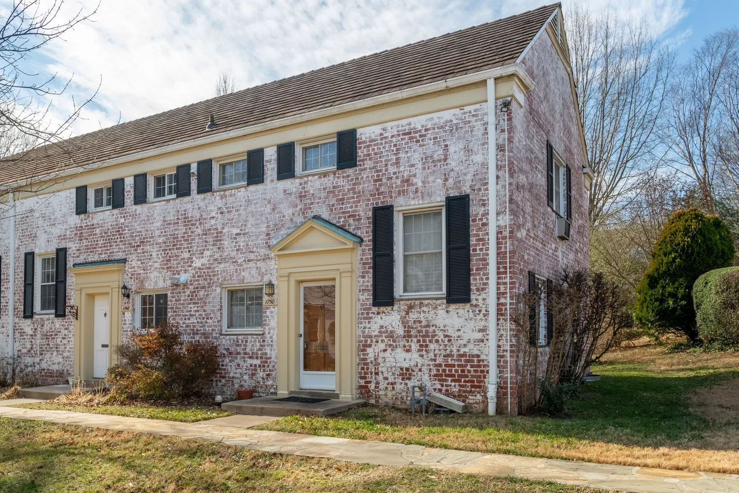$375,000 | 1750 Preston Road, Alexandria, VA 22302