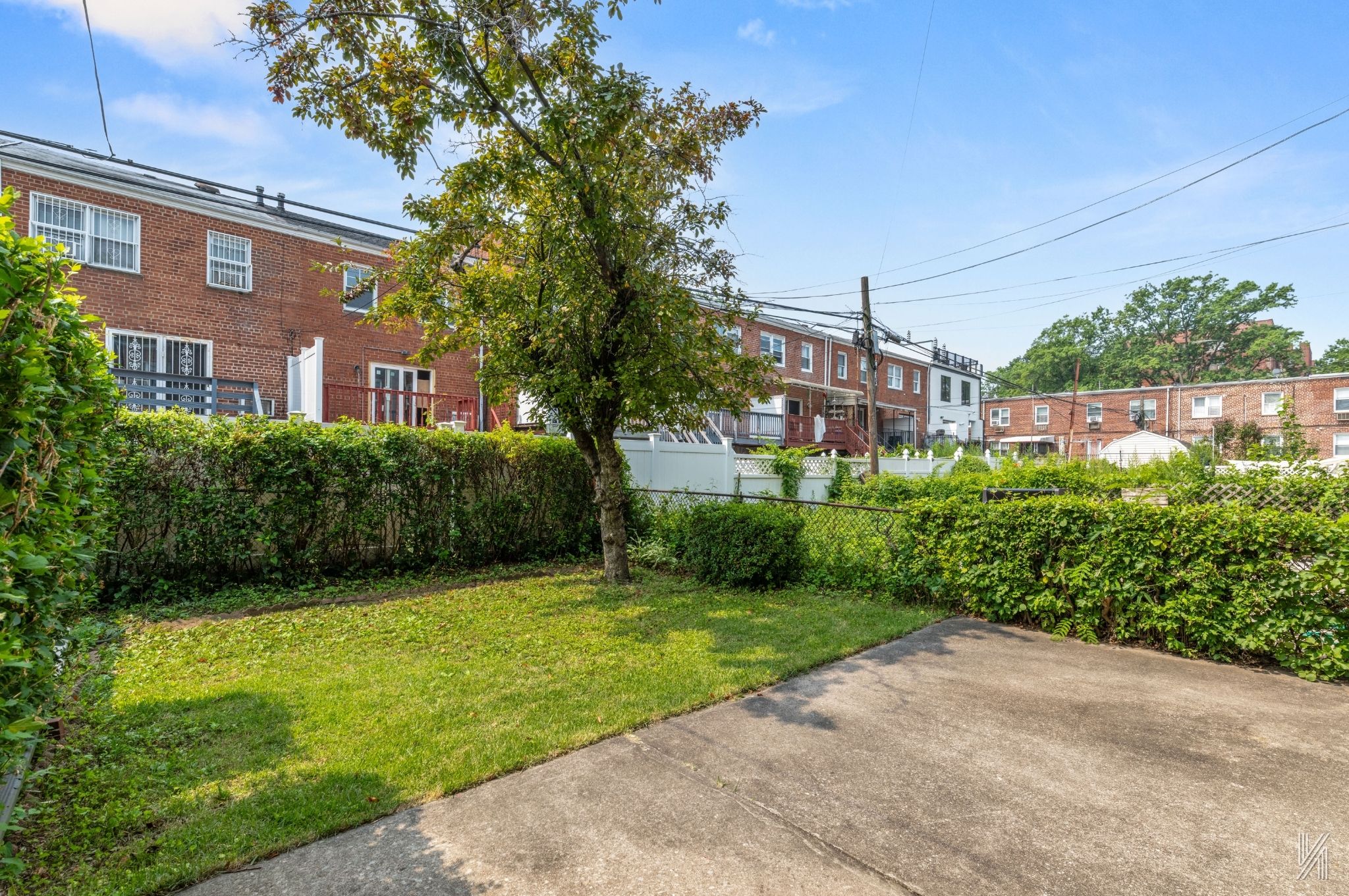 144-24 25th Drive Queens, NY 11354 - Photo 2 of 21