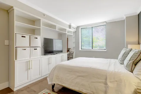 $439,900 | 2230 George C Marshall Drive, Unit 305, Falls Church, VA 22043