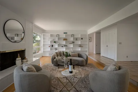 $2,499,000 | 2521 La Condesa Drive, Los Angeles, CA 90049