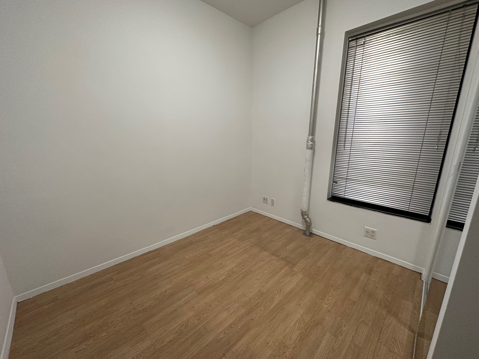 1315 3rd Avenue, Unit 4RN Manhattan, NY 10021 - Photo 4 of 5