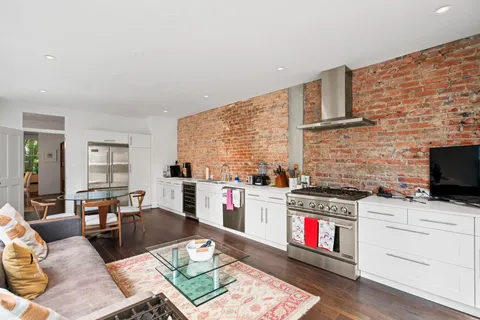 Contact Agent | 1442 Q Street Northwest, Washington, DC 20009
