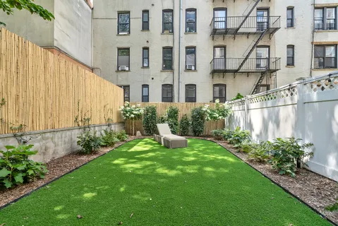 $675,000 | 306 West 116th Street, Unit 1B | Harlem