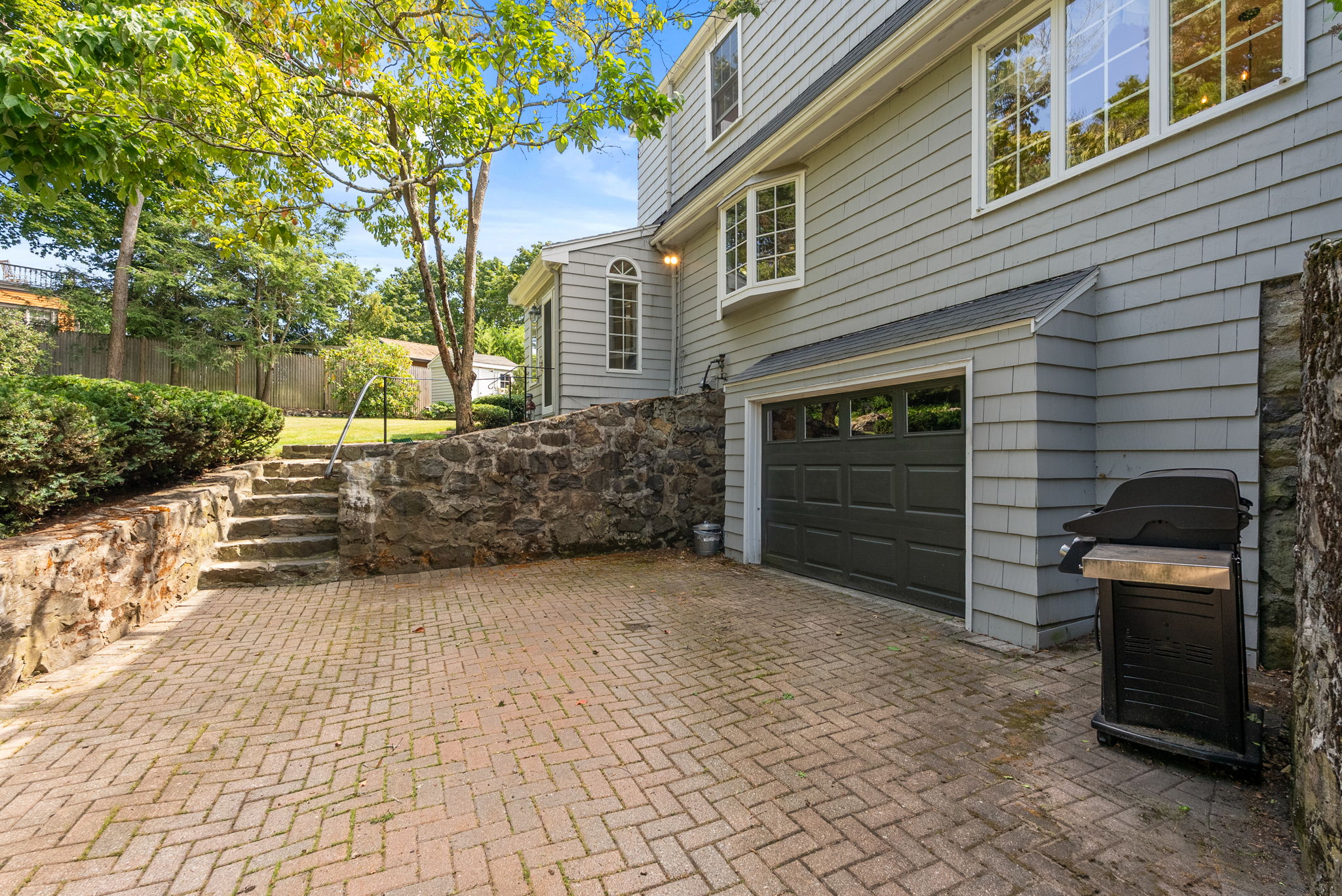 11 Hillcrest Road Marblehead, MA 01945 - Photo 34 of 42 Gallery Image 34