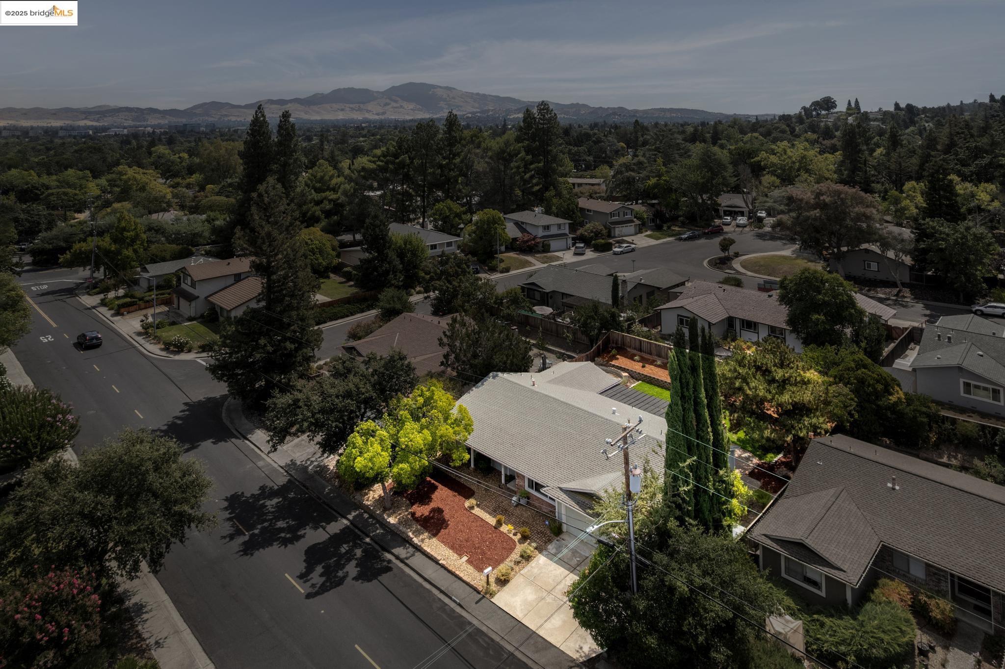 3093 Diablo View Road Pleasant Hill, CA 94523 - Photo 32 of 42