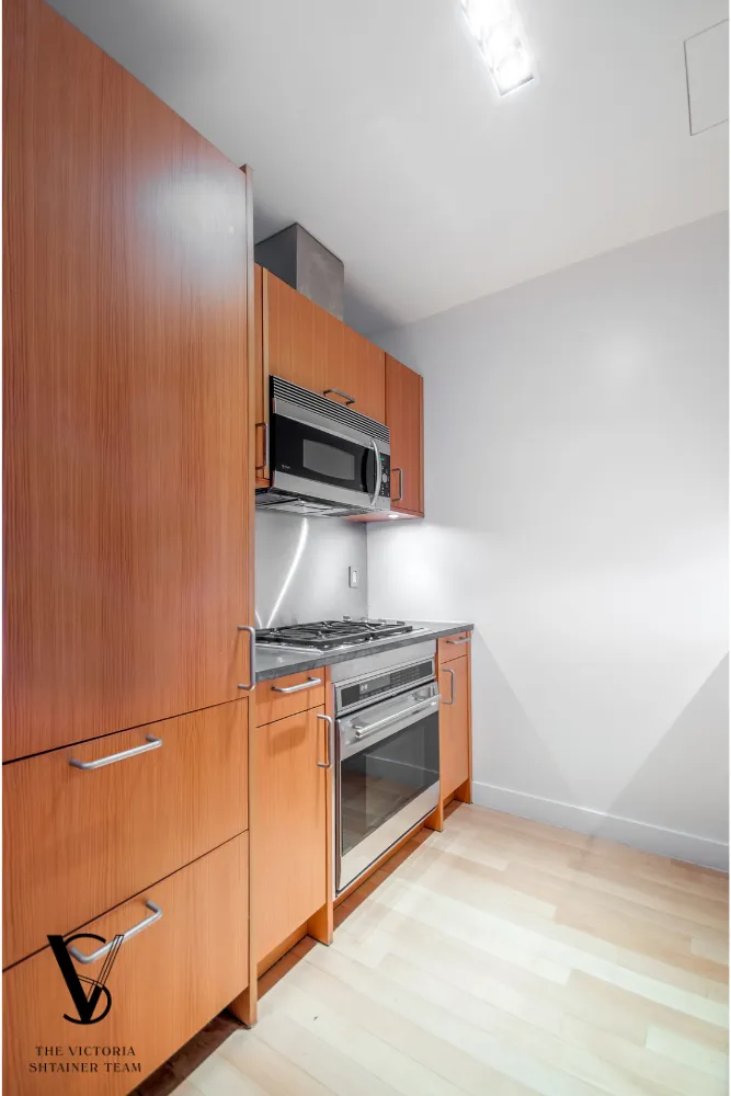 $1,150,000 | 450 East 83rd Street, Unit 3D | Upper East Side