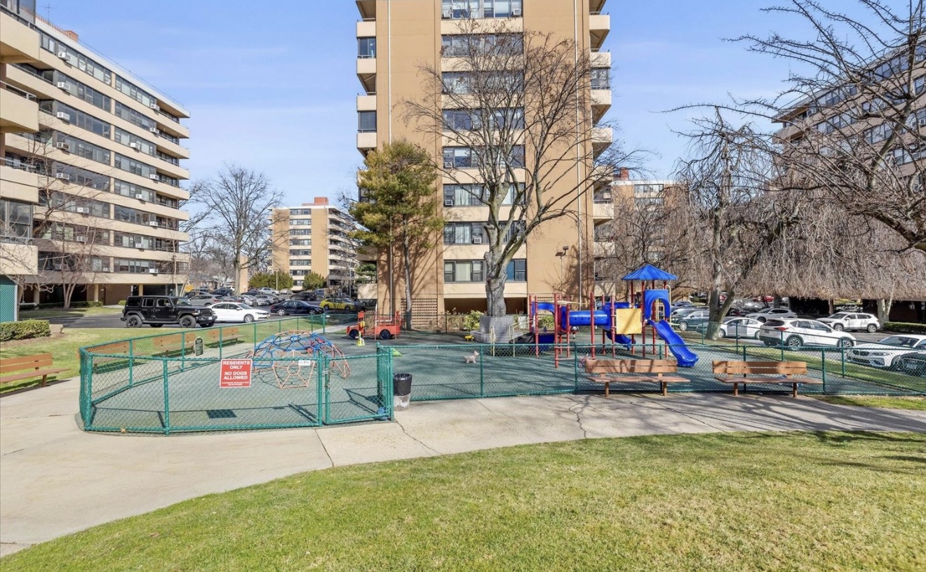 11-01 162nd Street, Unit 3D Queens, NY 11357 - Photo 15 of 16 a view of park with large trees