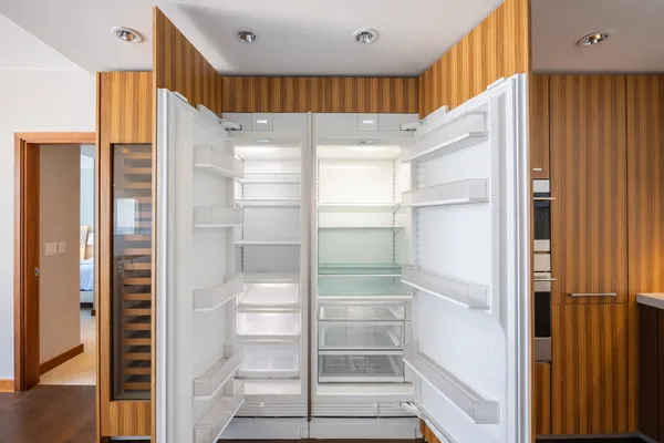 $3,495,000 | 1555 Kapiolani Boulevard, Unit 2002, Honolulu, HI 96814