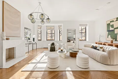 $4,995,000 | 235 West 75th Street, Unit 705 | Upper West Side