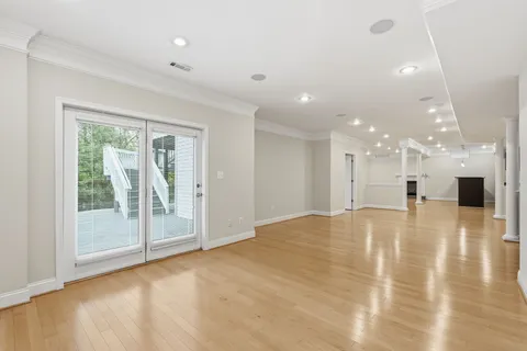 $1,800,000 | 1283 Cobble Pond Way, Vienna, VA 22182