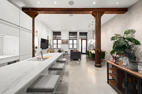 $2,695,000 | 10 Bleecker Street, Unit 1B | NoHo