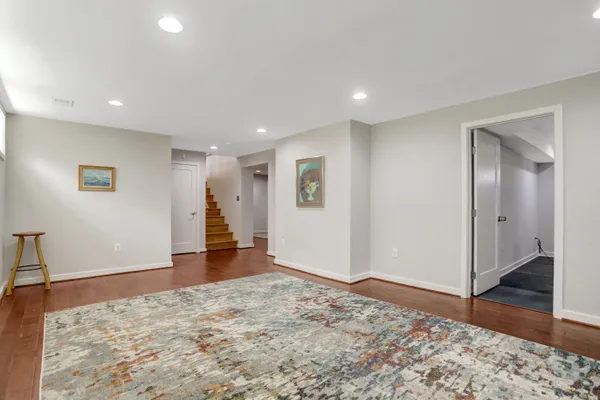 $2,000,000 | 4715 38th Street North, Arlington, VA 22207