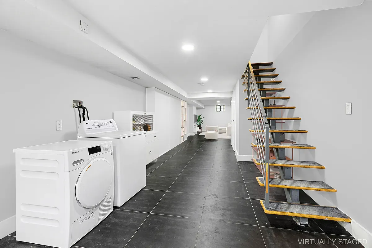 $3,678 | 19-13 Palmetto Street, Unit 1L | Ridgewood