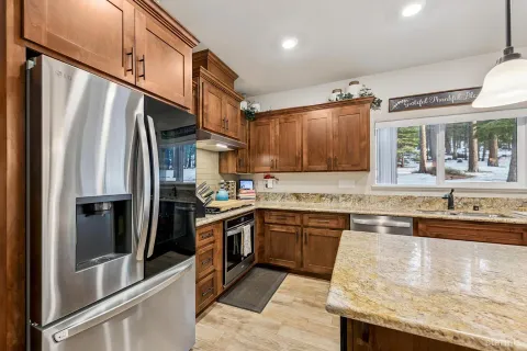 $1,195,000 | 1201 Wildwood Avenue, Unit 20, South Lake Tahoe, CA 96150