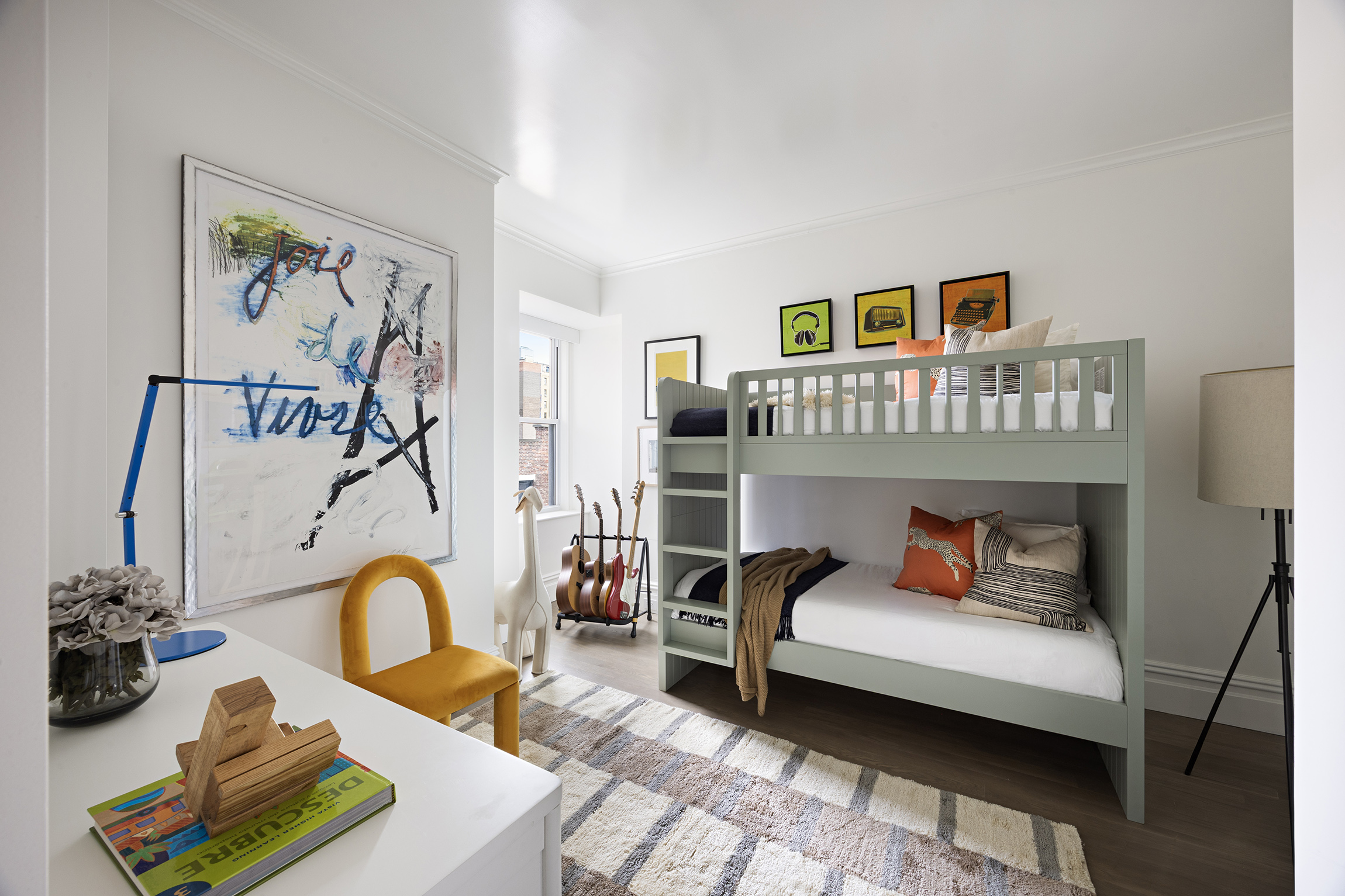 190 Riverside Drive, Unit 8C Manhattan, NY 10024 - Photo 12 of 19