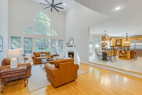 $1,625,000 | 19 Devonshire Drive, Randolph, NJ 07869