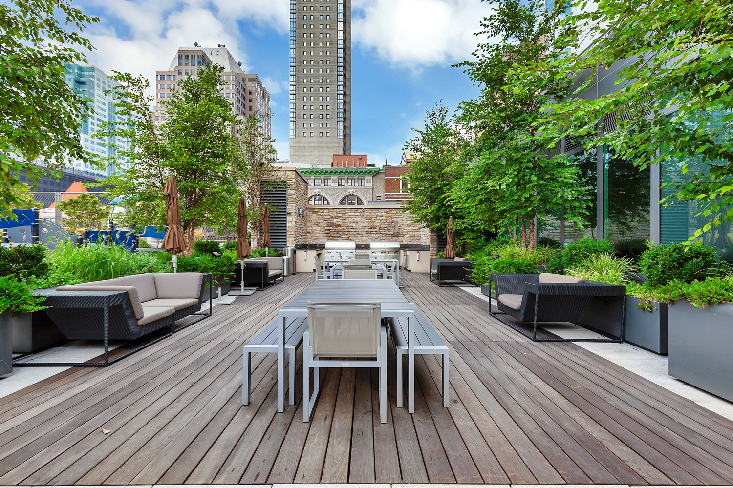 388 Bridge Street, Unit PH45AB Brooklyn, NY 11201 - Photo 28 of 36 a view of balcony patio and outdoor kitchen