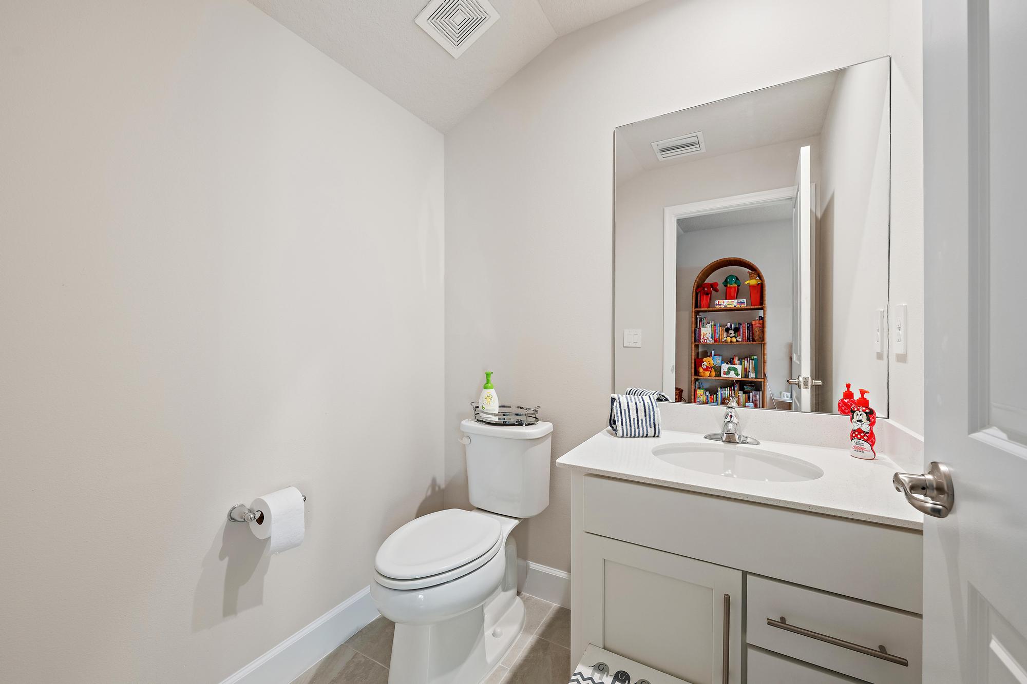 178 Southwest Pomeroy Street Stuart, FL 34997 - Photo 17 of 54