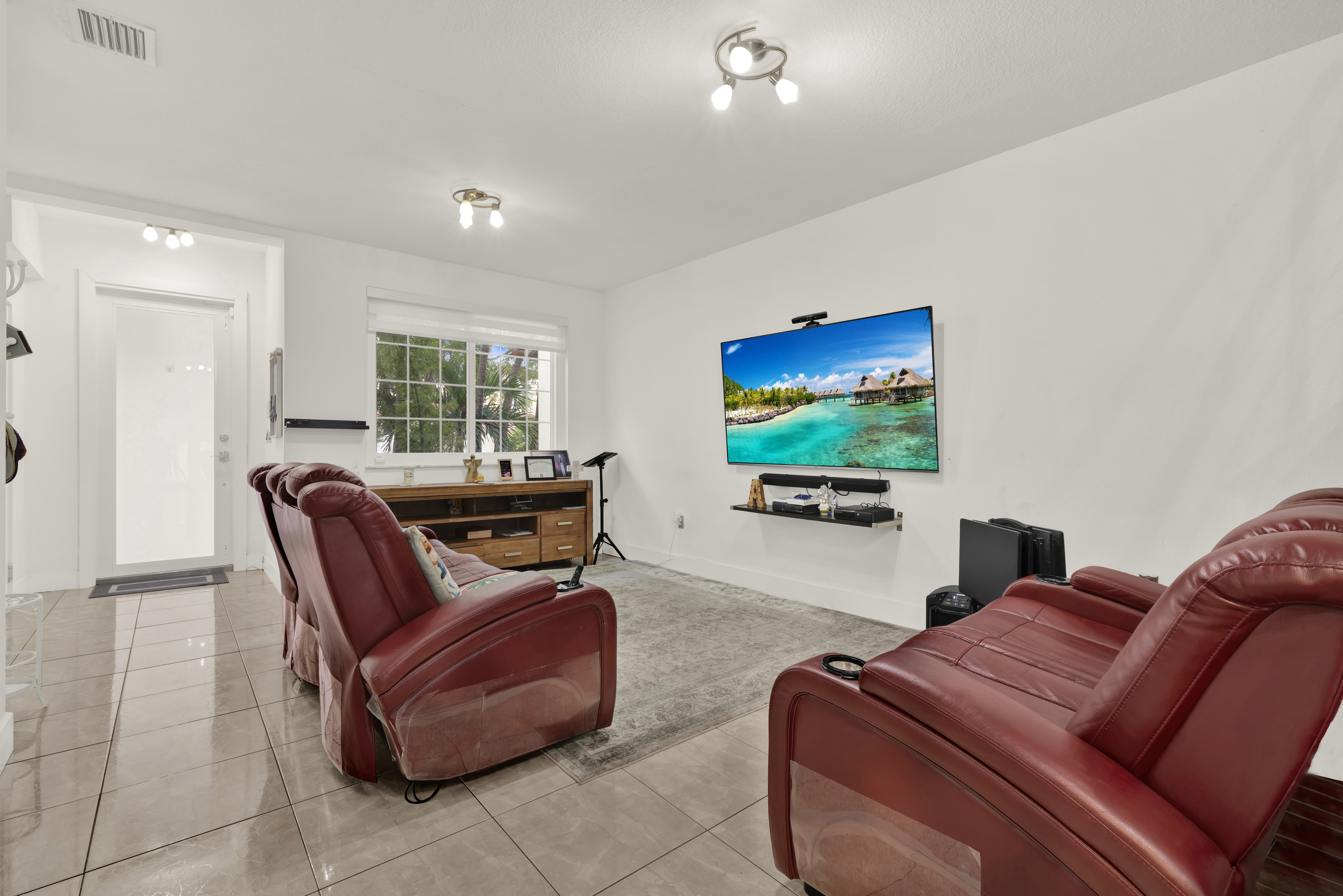 2470 Southwest 153rd Pass Miami, FL 33185 - Photo 8 of 46