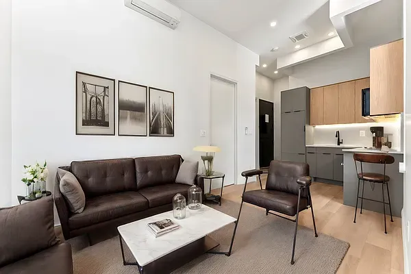 $4,295 | 423 Court Street, Unit 1 | Carroll Gardens