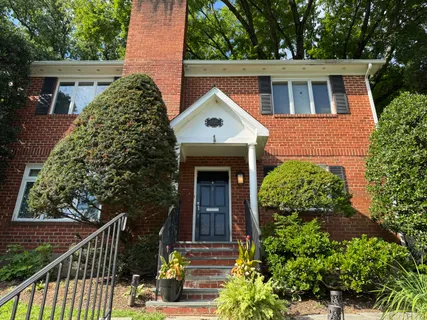 $1,350,000 | 10137 Crestwood Road, Kensington, MD 20895