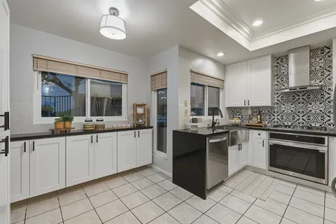 $985,000 | 11037 Caminito Vista Pacifica, San Diego, CA 92131