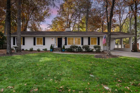 $785,000 | 1018 Shady Bluff Drive, Charlotte, NC 28211