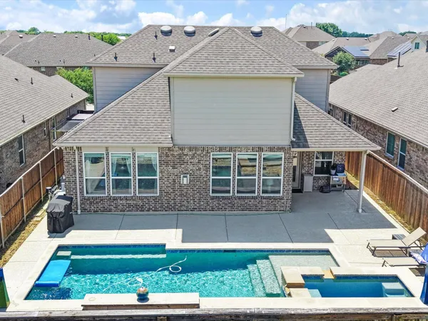 $599,500 | 3809 Cicada Lane, Venus, TX 76084