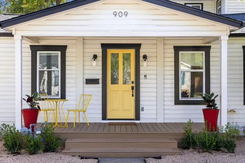 $1,100,000 | 909 East 50th Street, Austin, TX 78751