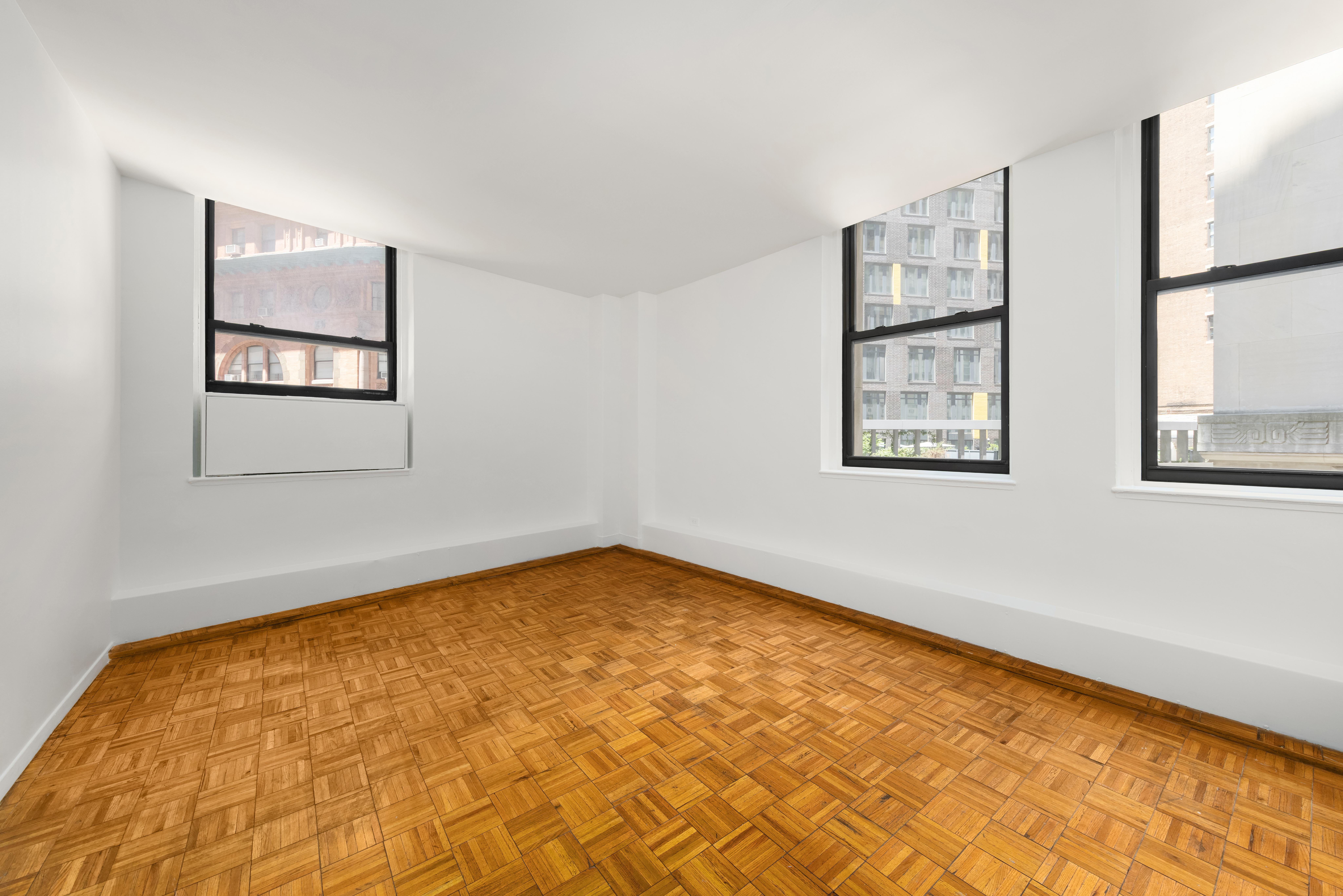 3 Hanover Square, Unit 4D Manhattan, NY 10004 - Photo 2 of 13