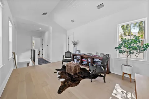 $2,100,000 | 321 12th Avenue Northeast, St. Petersburg, FL 33701